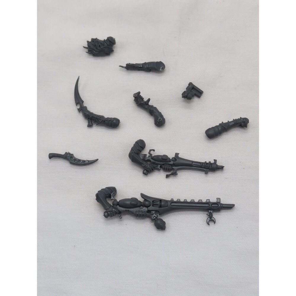 (9) Warhammer 40K Kabalite Warrior Bits And Pieces